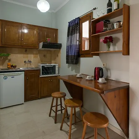 Отель Eleni 2*