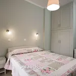 Eleni 2*